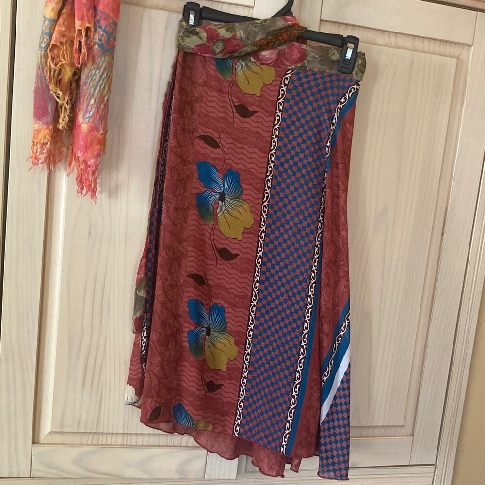 Boho style medium wrap skirt rust blue flowy skirt